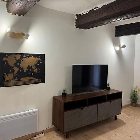 Appartement T2 Cosy Centre-Ville Pernes-les-Fontaines Dış mekan fotoğraf