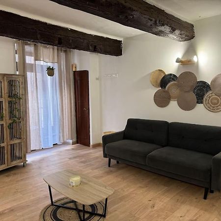 Appartement T2 Cosy Centre-Ville Pernes-les-Fontaines Dış mekan fotoğraf
