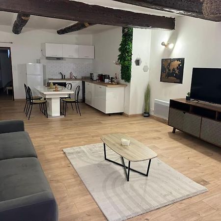 Appartement T2 Cosy Centre-Ville Pernes-les-Fontaines Dış mekan fotoğraf